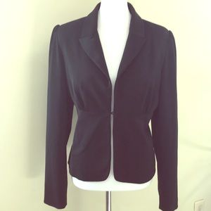 🌿WHBM Elegant All Season Blazer